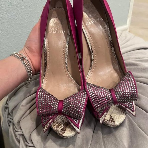 Vince Camuto Magenta rhinestone bow platform heels - Picture 10 of 14